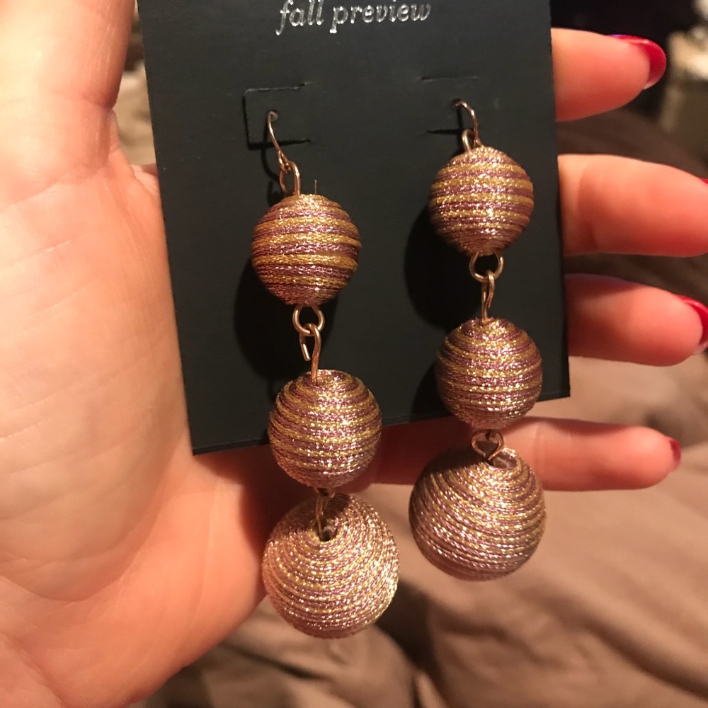 Gold bauble Bar earrings